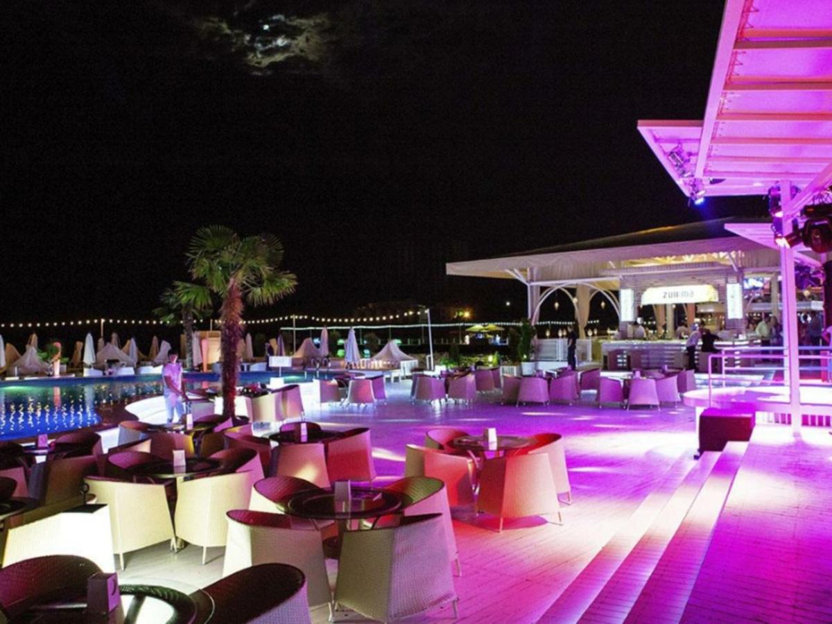 Arcadia Vip-Apartments In Golfstream Odessa Dış mekan fotoğraf