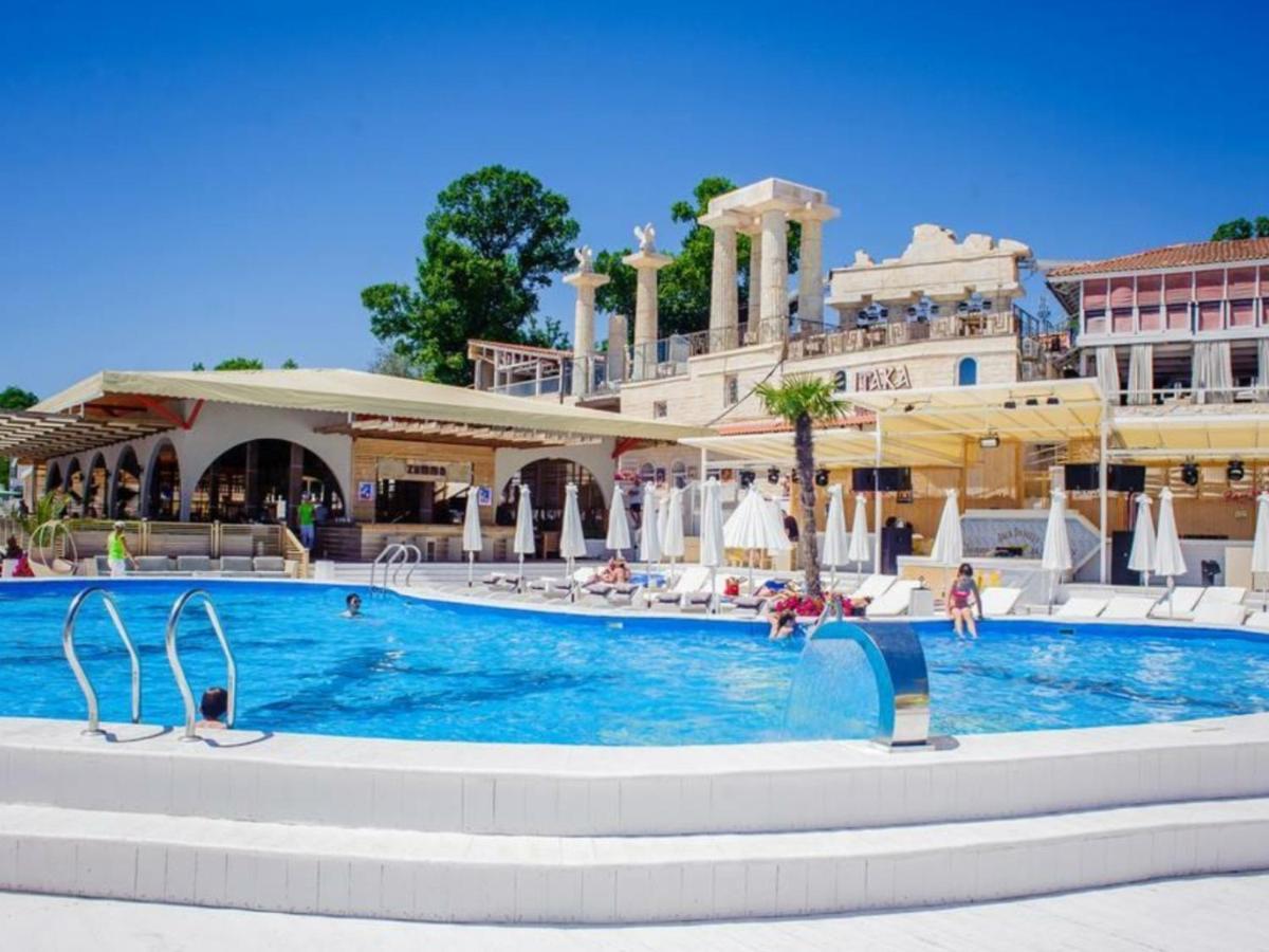 Arcadia Vip-Apartments In Golfstream Odessa Dış mekan fotoğraf